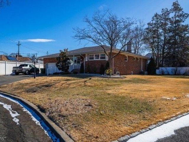 House for sale in Linden, New Jersey