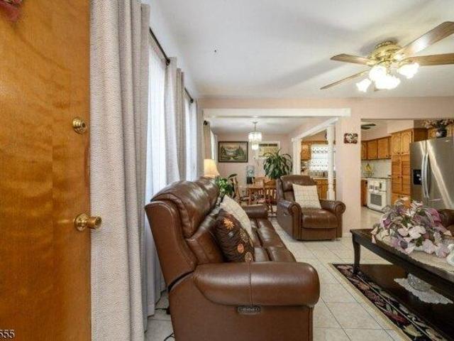 House for sale in Linden, New Jersey