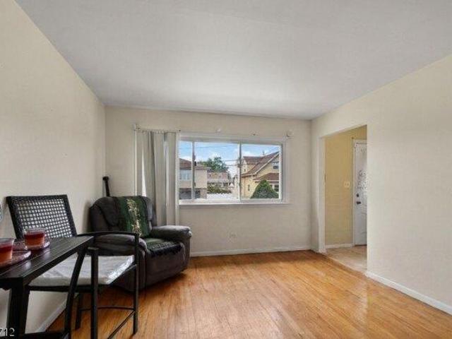 House for sale in Linden, New Jersey