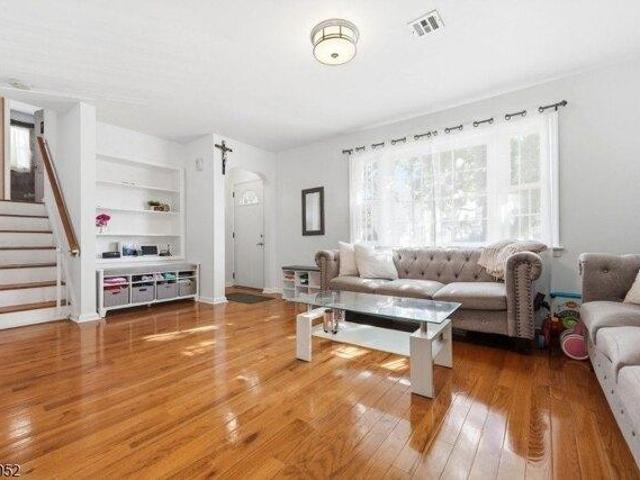 House for sale in Linden, New Jersey