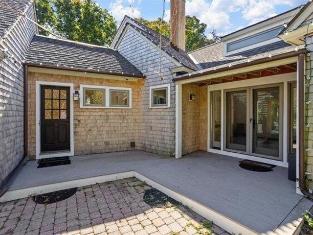 House for sale in Little Compton, Newport County