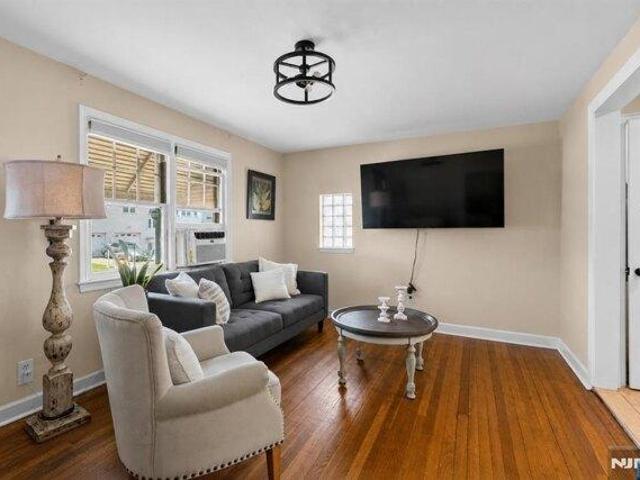 House for sale in Little Ferry, New Jersey