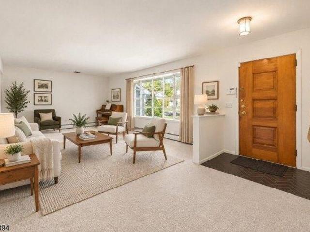 House for sale in Livingston, New Jersey