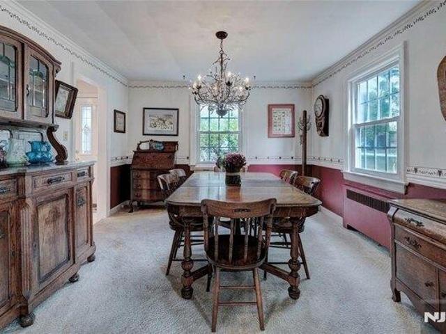 House for sale in Northfield, Livingston