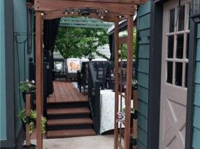 House for sale in Niagara, New York