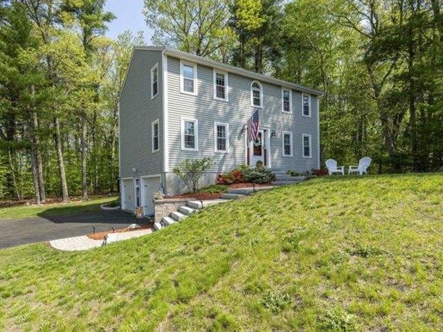 House for sale in New Hampshire