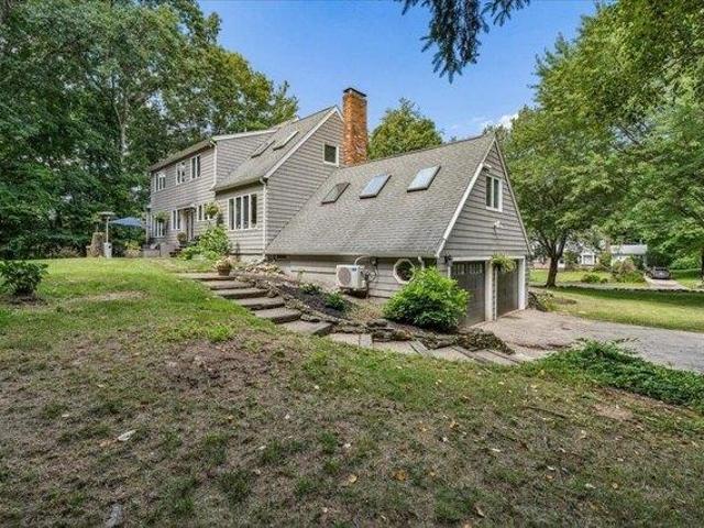 House for sale in New Hampshire