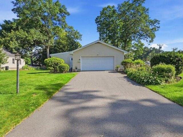 House for sale in Longmeadow, Hampden County