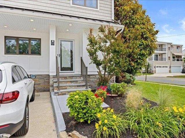 House for sale in Longport, New Jersey