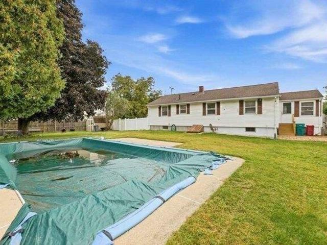 House for sale in Lowell, Middlesex County