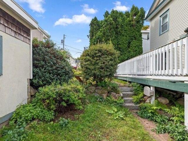 House for sale in Highlands, Lowell