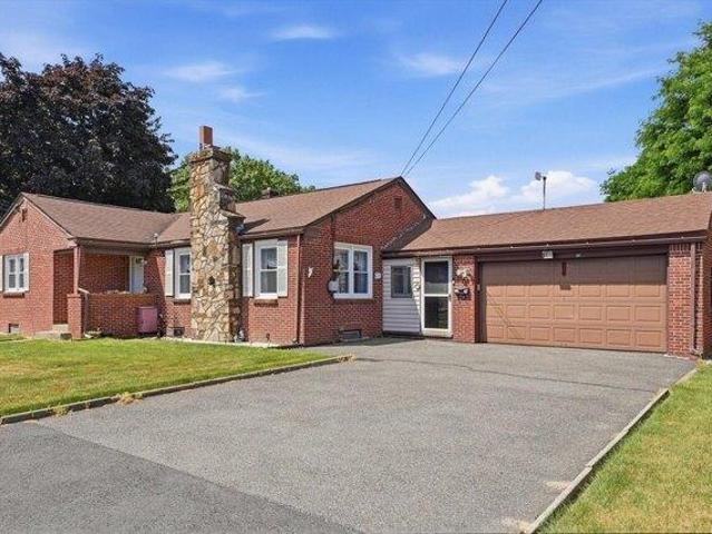 House for sale in Hampden, Massachusetts