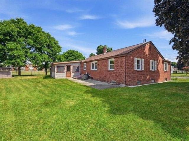 House for sale in Hampden, Massachusetts