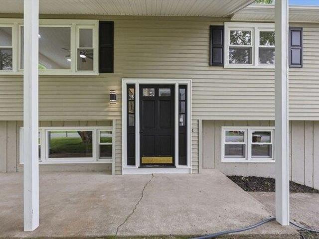 House for sale in Hampden, Massachusetts