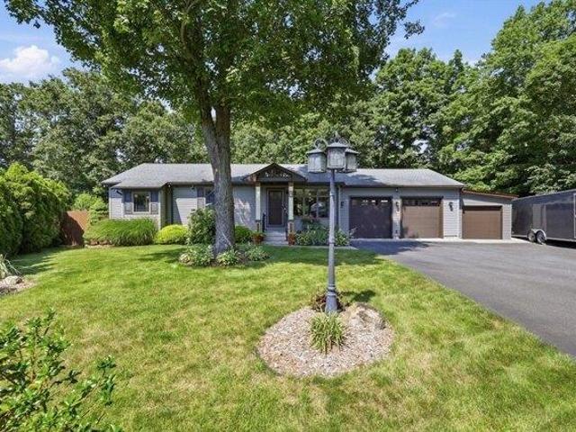 House for sale in Hampden, Massachusetts