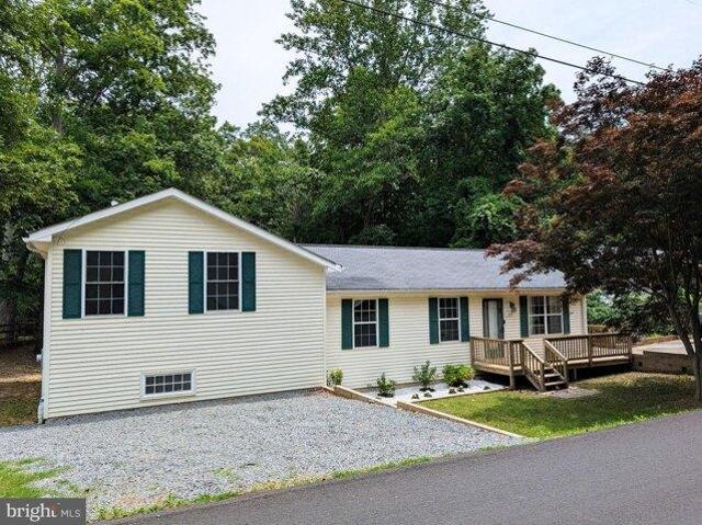 House for sale in Lusby, Maryland