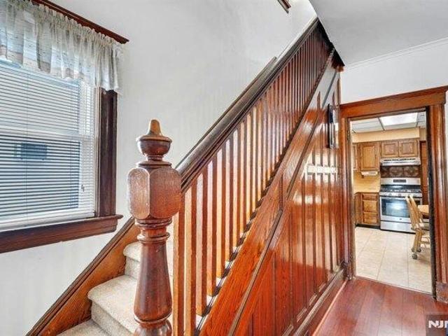 House for sale in Lyndhurst, New Jersey