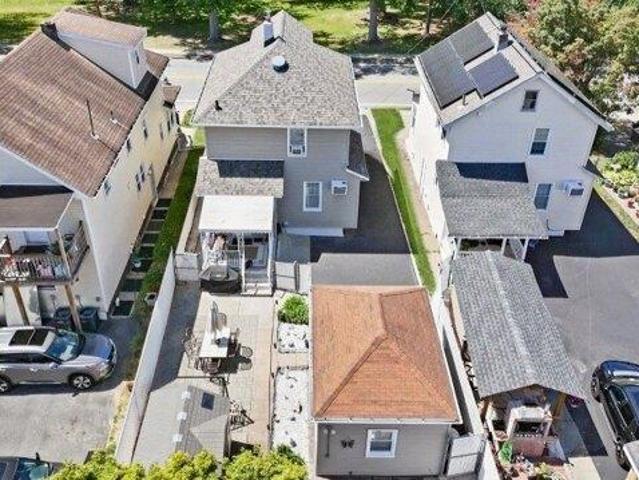 House for sale in Lyndhurst, Bergen County