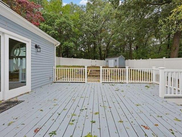 House for sale in Lynn, Essex County