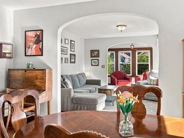 House for sale in Lynn, Essex County