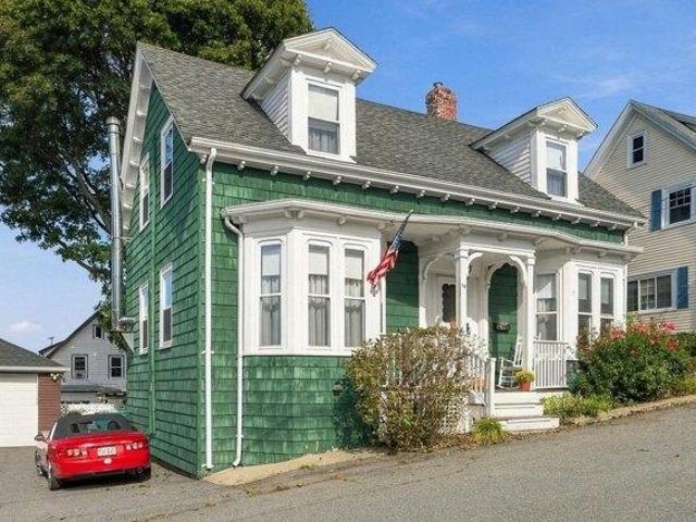 House for sale in Lynn, Essex County