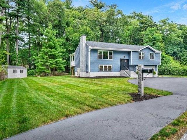 House for sale in Lynnfield, Massachusetts
