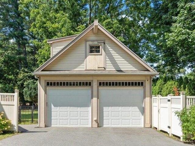 House for sale in Lynnfield, Massachusetts