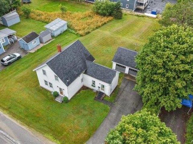 House for sale in Machias, Washington County