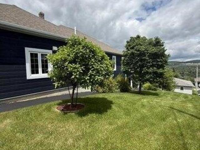 House for sale in Maine