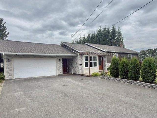House for sale in Maine