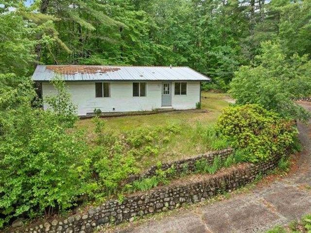 House for sale in New Hampshire