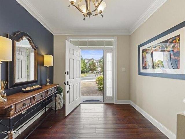 House for sale in Manahawkin, New Jersey
