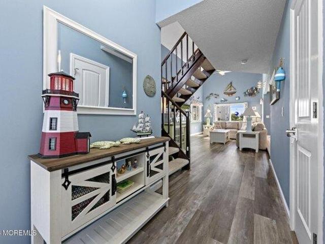House for sale in Manahawkin, New Jersey