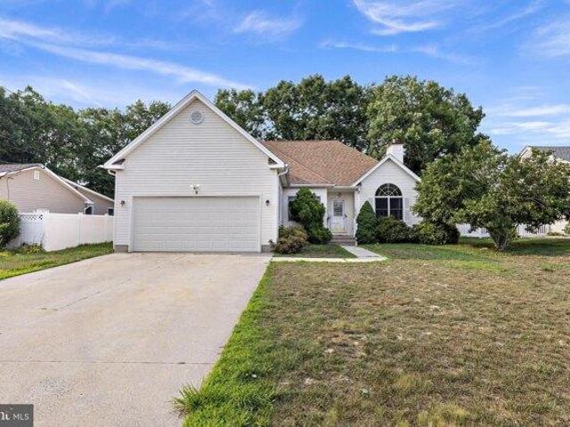 House for sale in Manahawkin, New Jersey