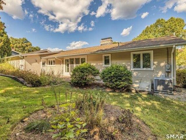 House for sale in Manchester, Capitol Planning Region