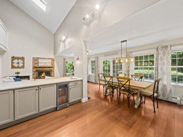 House for sale in Manchester-by-the-Sea, Essex County