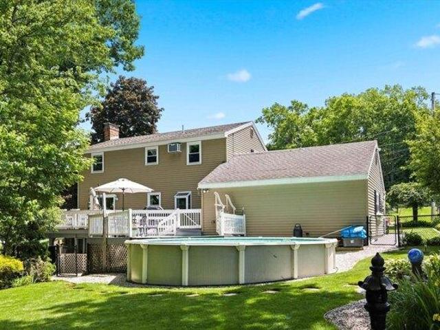 House for sale in New Hampshire