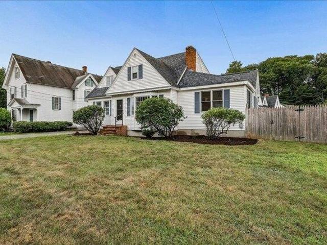 House for sale in New Hampshire