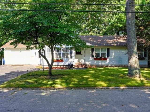 House for sale in New Hampshire