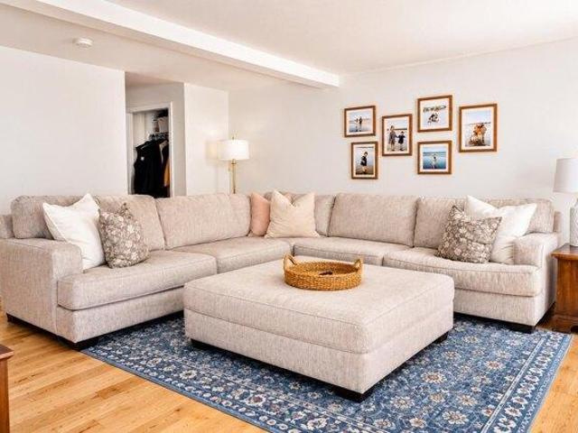 House for sale in Manchester, Hillsborough County