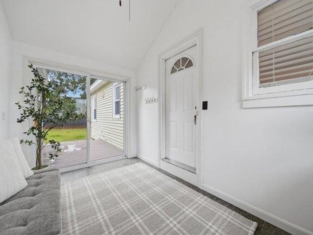 House for sale in Manchester, Hillsborough County