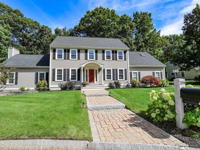 House for sale in Manchester, Hillsborough County