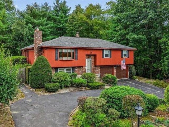 House for sale in Manchester, Hillsborough County