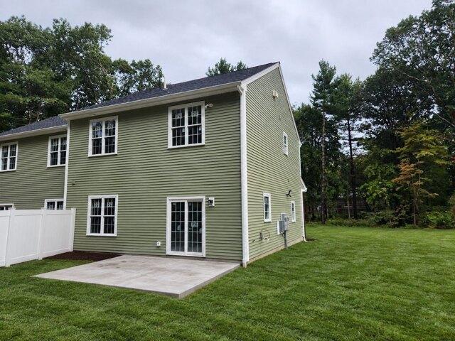House for sale in Mansfield, Bristol County
