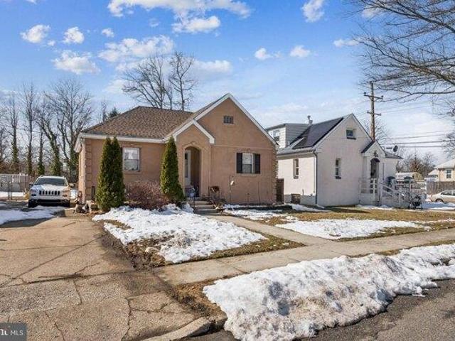 House for sale in Maple Shade, New Jersey