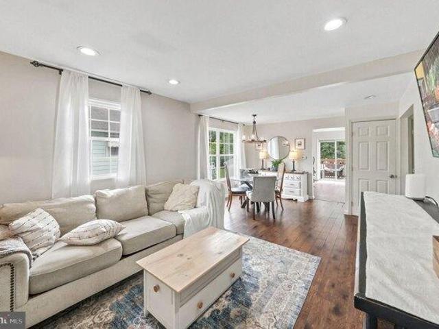 House for sale in Maple Shade, New Jersey