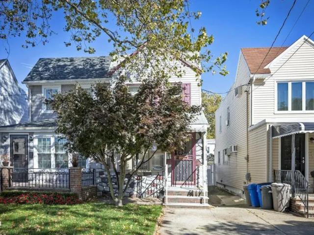 House for sale in Arverne, New York
