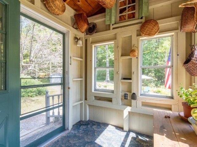 House for sale in Marlborough, Cheshire County