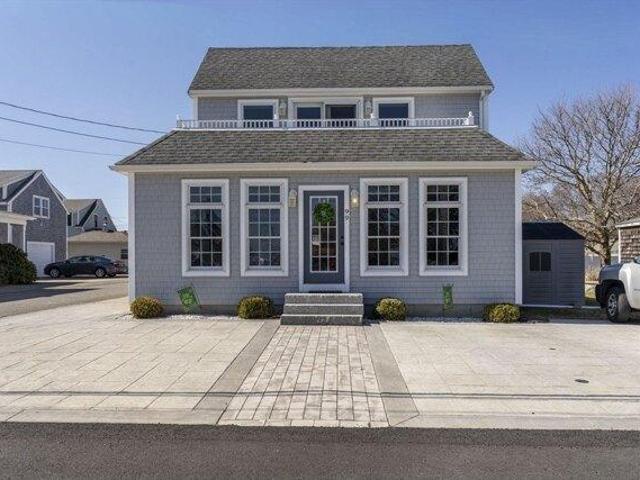 House for sale in Brant Rock, Massachusetts