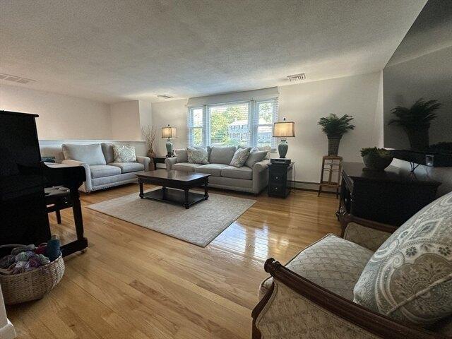 House for sale in Brant Rock, Massachusetts